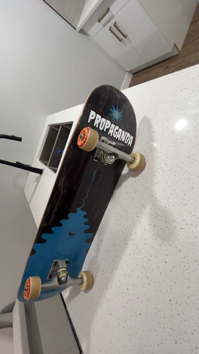 Propaganda Skateboard