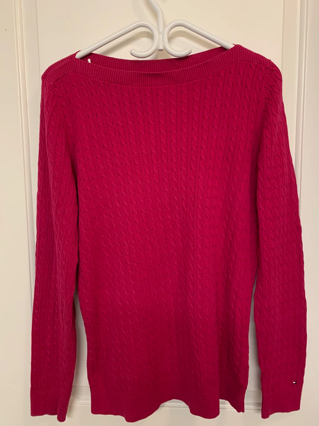 Tommy Hilfiger Cable Knit Sweater 🏆
