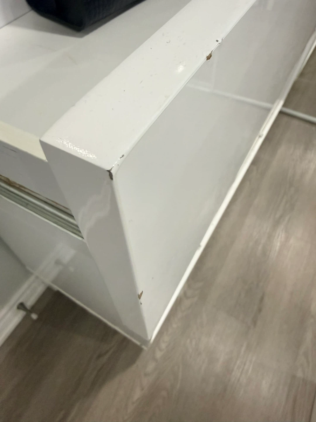 White 3 Drawer Dresser - photo 2
