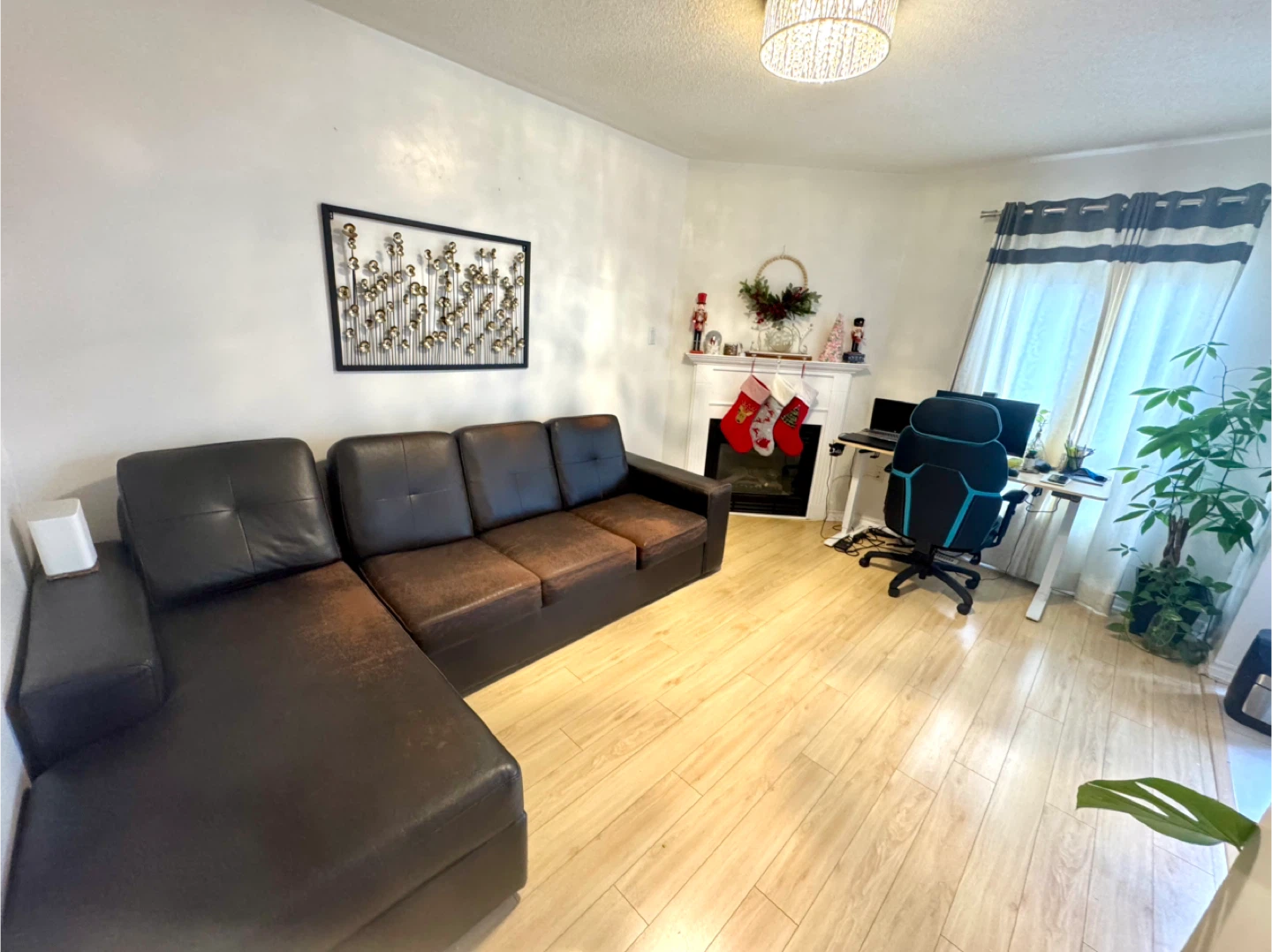 Black L-Shaped Sectional Sofa