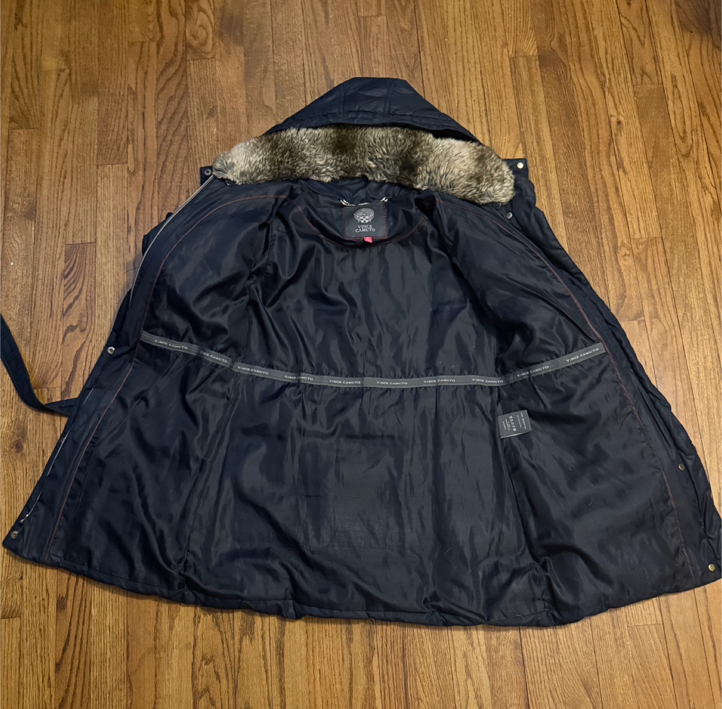 Vince Camuto Pre-loved Belted Puffer Coat 🏆 - photo 3