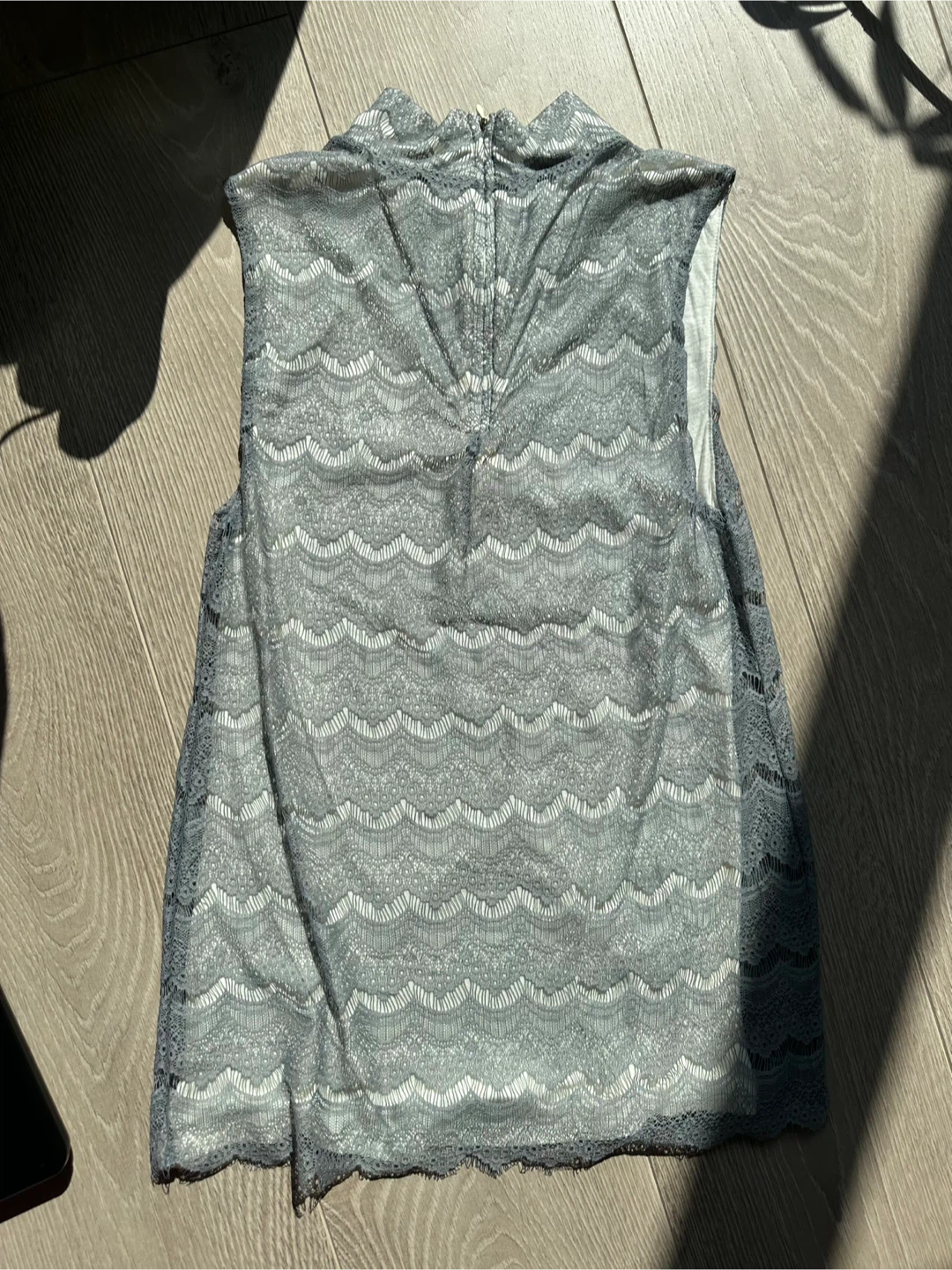 Banana Republic Lace Mock Neck Top - XS - photo 3