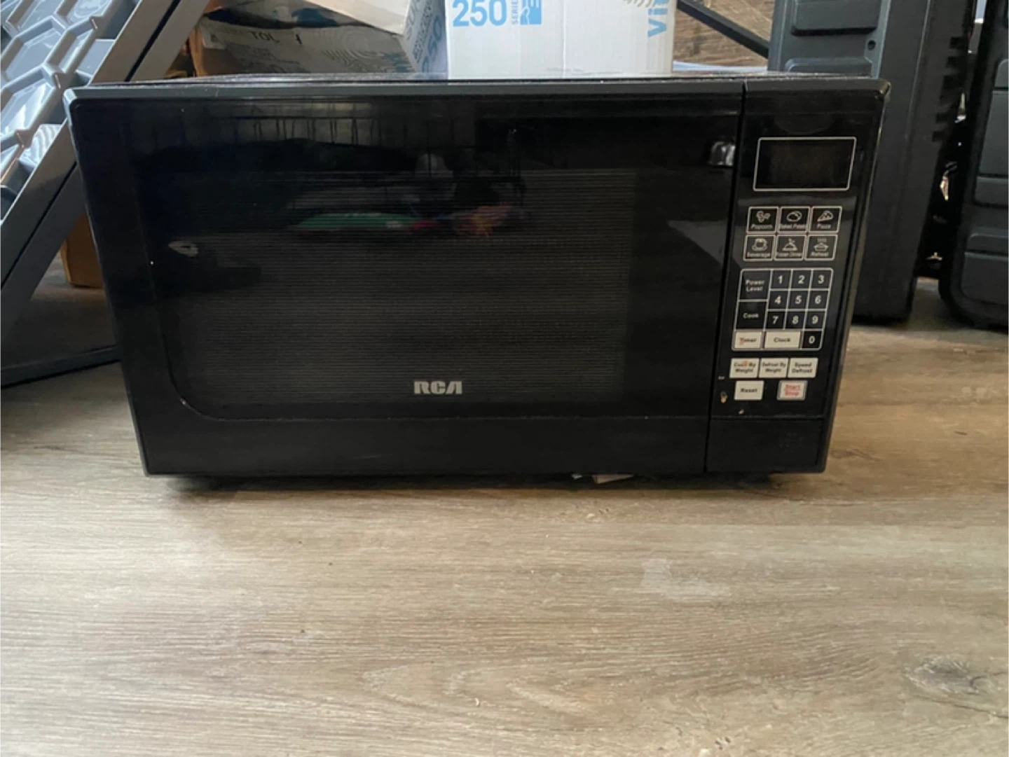 RCA Black Microwave