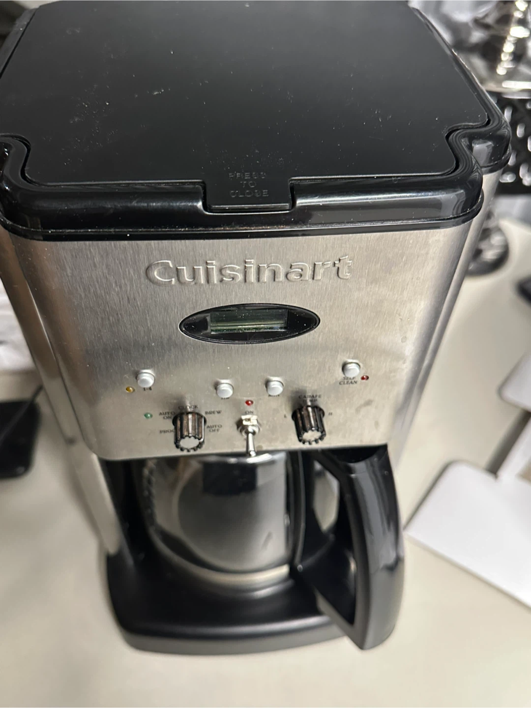 CUISINART DCC-1200RT 12-Cup Coffeemaker - photo 2