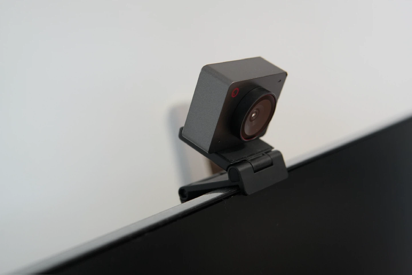 OBSBOT Meet 2 – 4K AI Streaming Webcam - photo 3