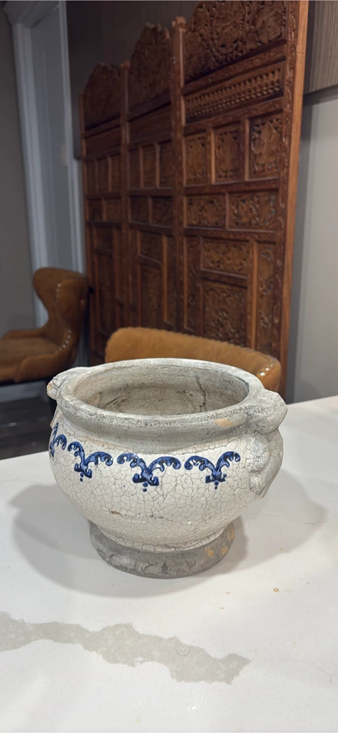 Vintage Decorative Planter Pot - photo 3