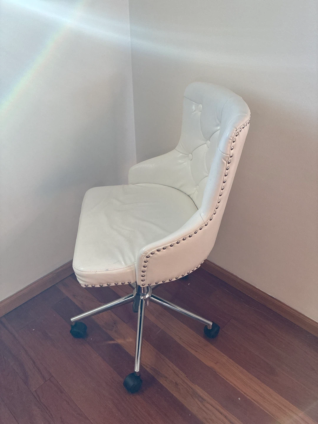 White Tufted Office Chair with Silver Studs - photo 4