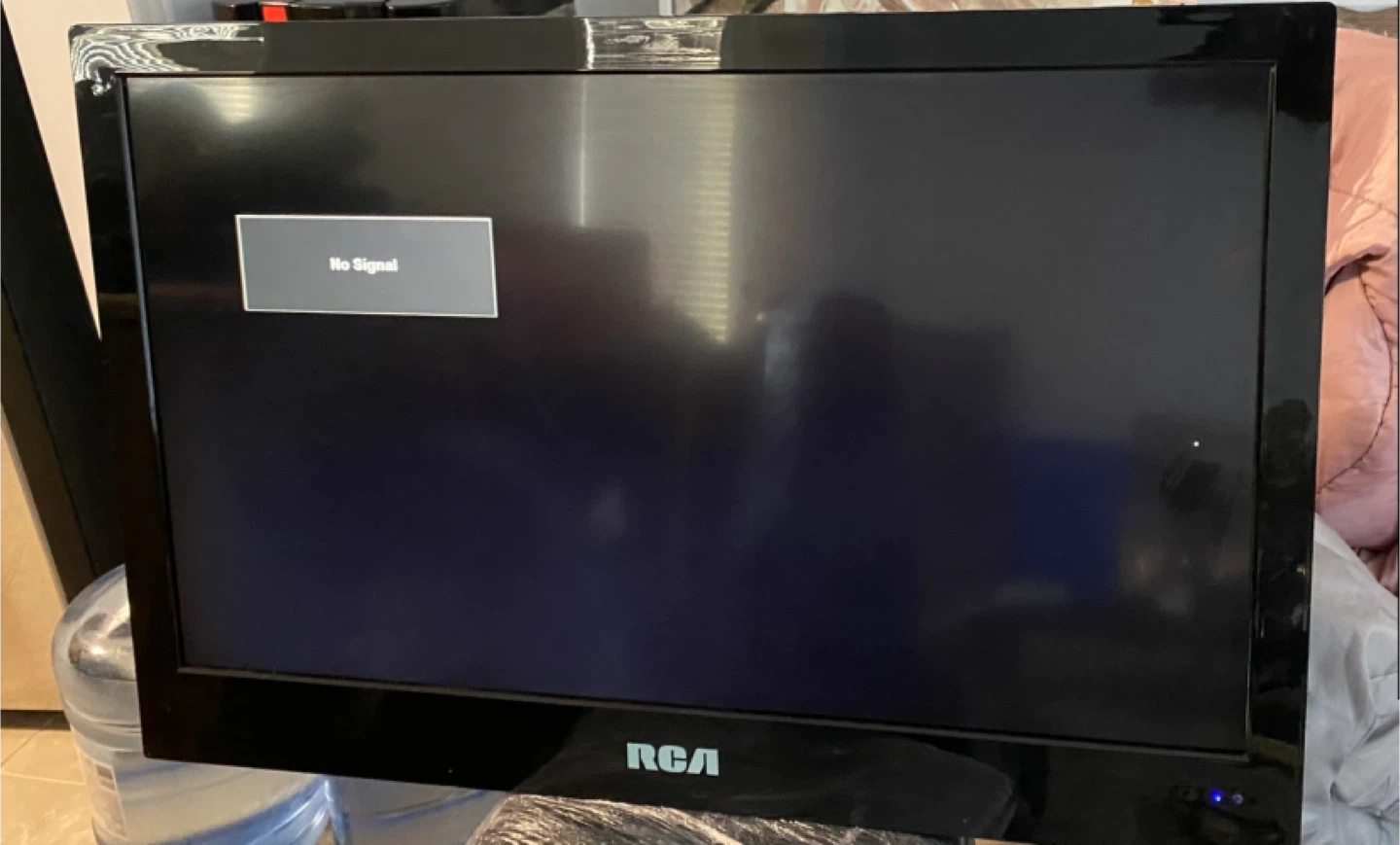 RCA 42" FHD LCD TV RLC4283A