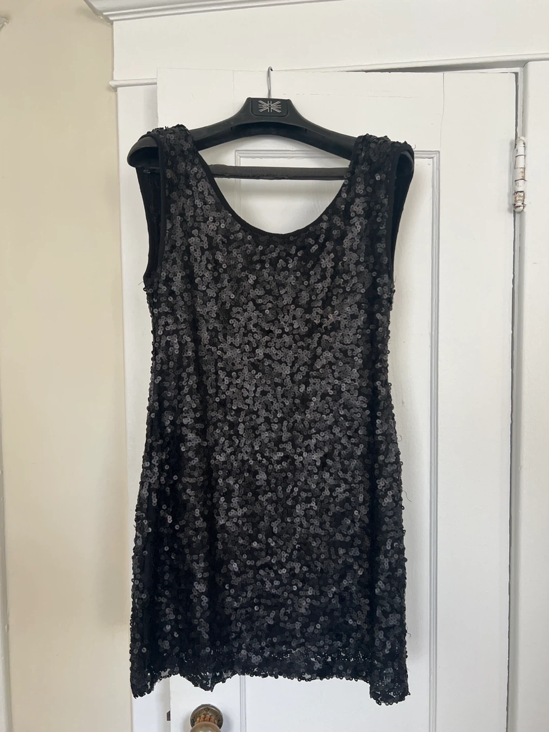 🏆 Smart Set Black Sequin Sleeveless Dress
