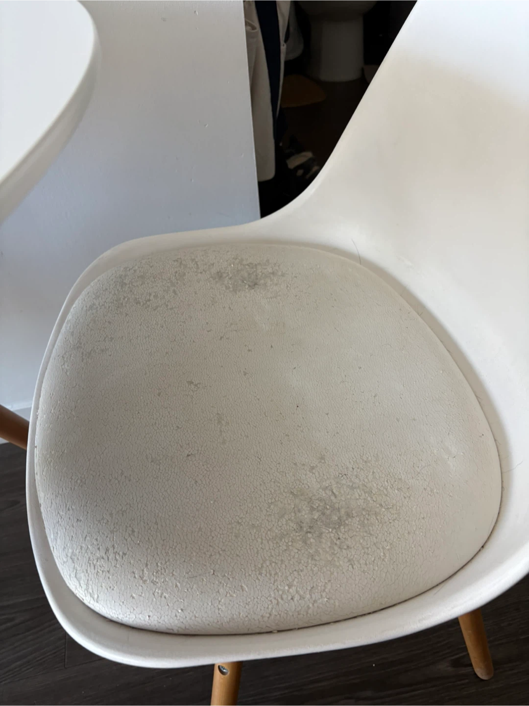 Structcube Round White Dining Table - photo 3