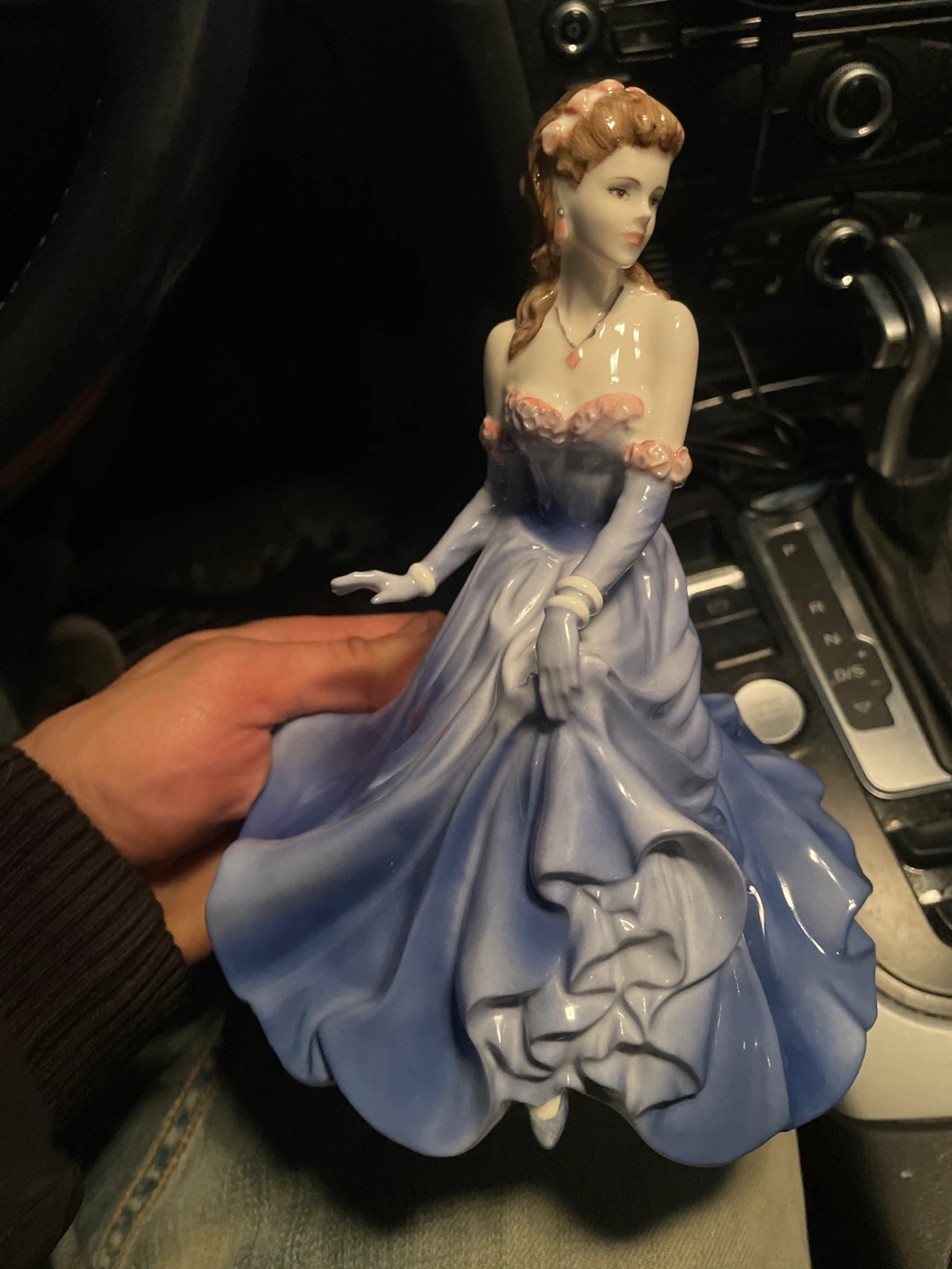 Coalport Ladies of Fashion "Linda" Figurine