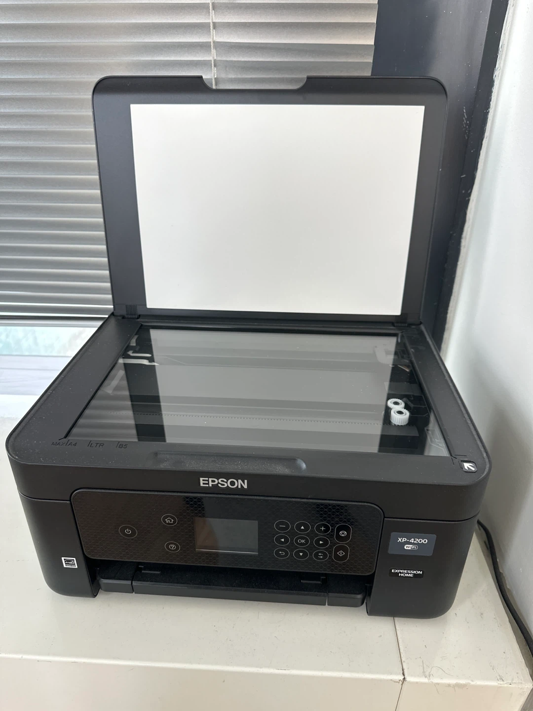 Epson Expression Home XP-4200 Wireless All-in-One Printer - photo 2