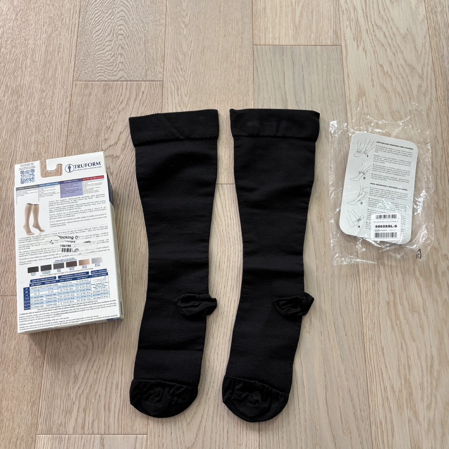 Truform Compression Socks - Size S, Black, Short - Open box - photo 3