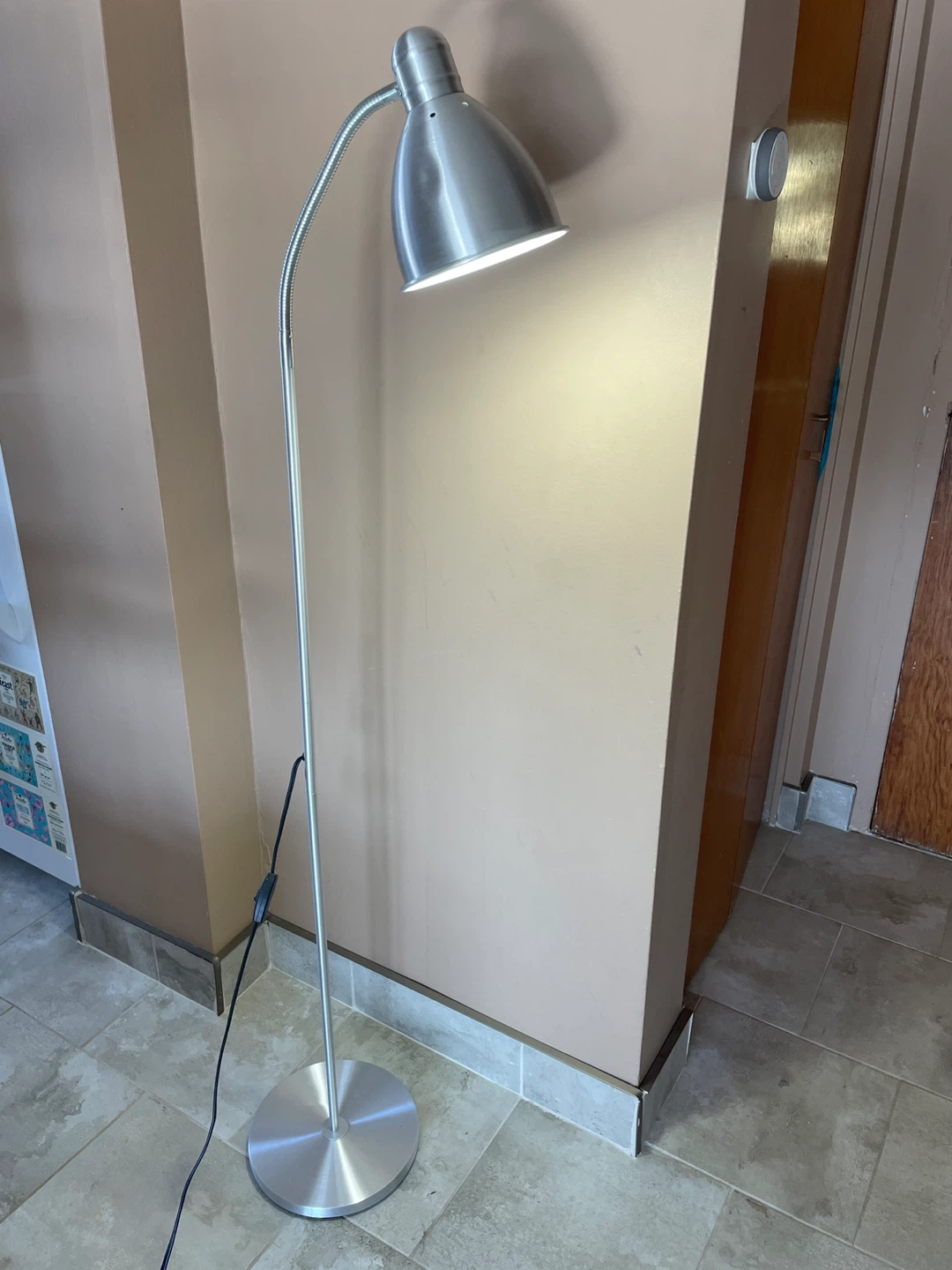 Adjustable Floor Lamp - photo 2