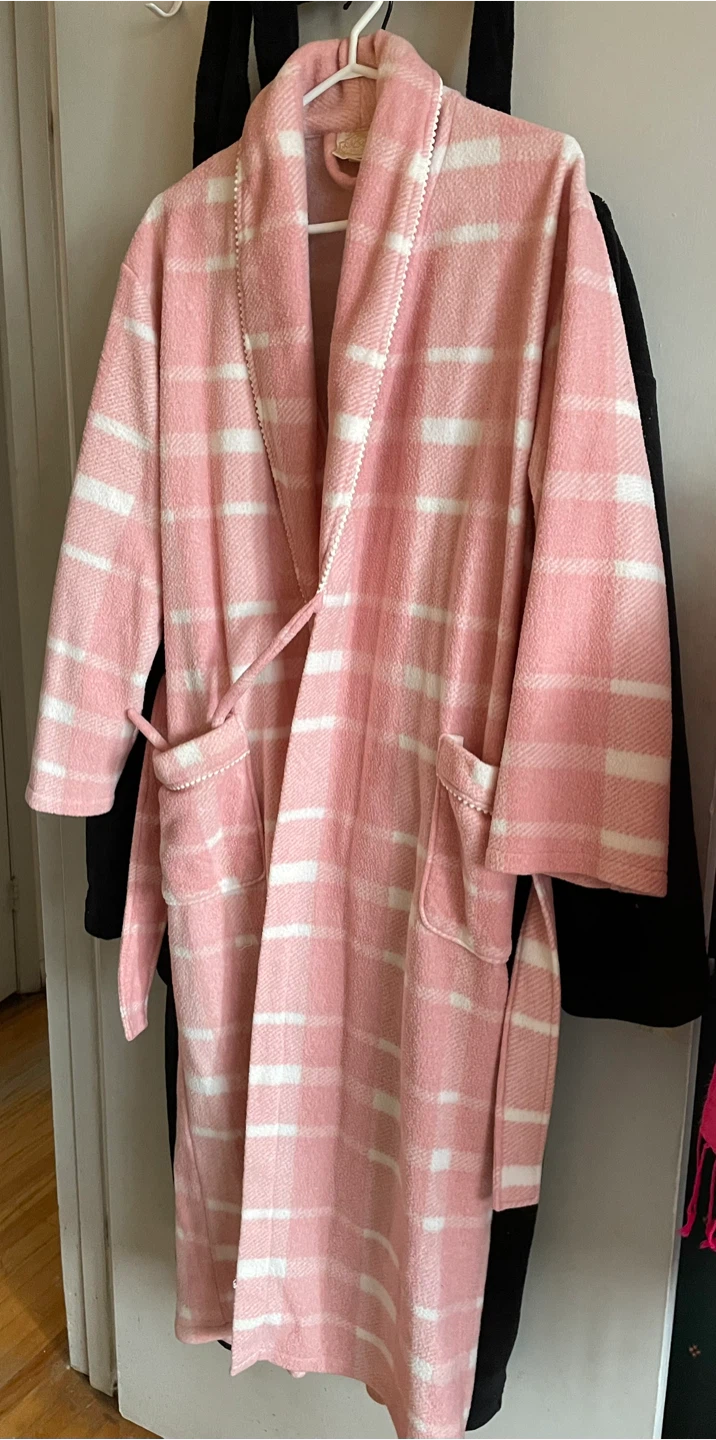 🏆 COZY FLEECE ROBE