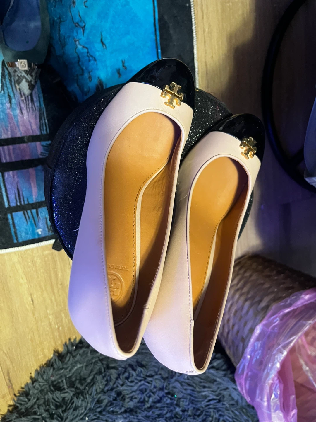 Tory Burch Ballet Flats - Pink & Black Cap Toe