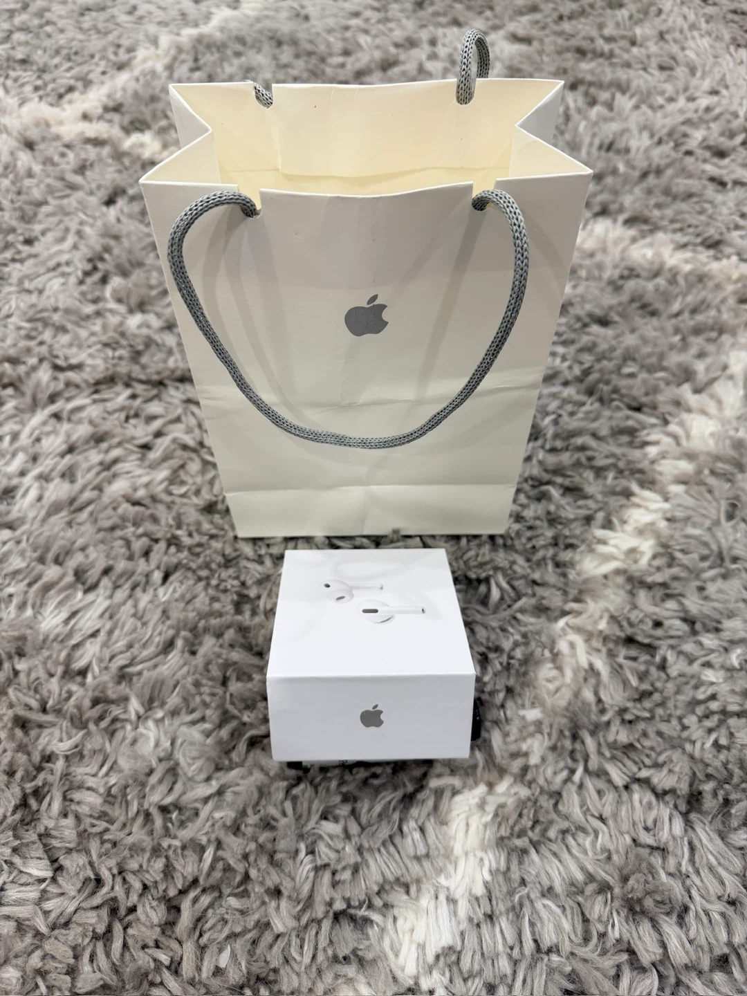 Apple AirPods Pro (3rd generation) (read desc) - photo 3