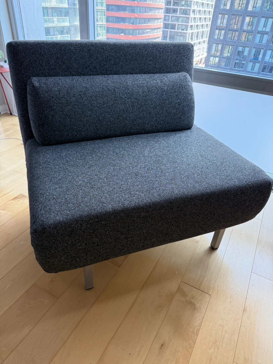 Grey 3 in 1: Accent Chair, chaise, flat bed - photo 4
