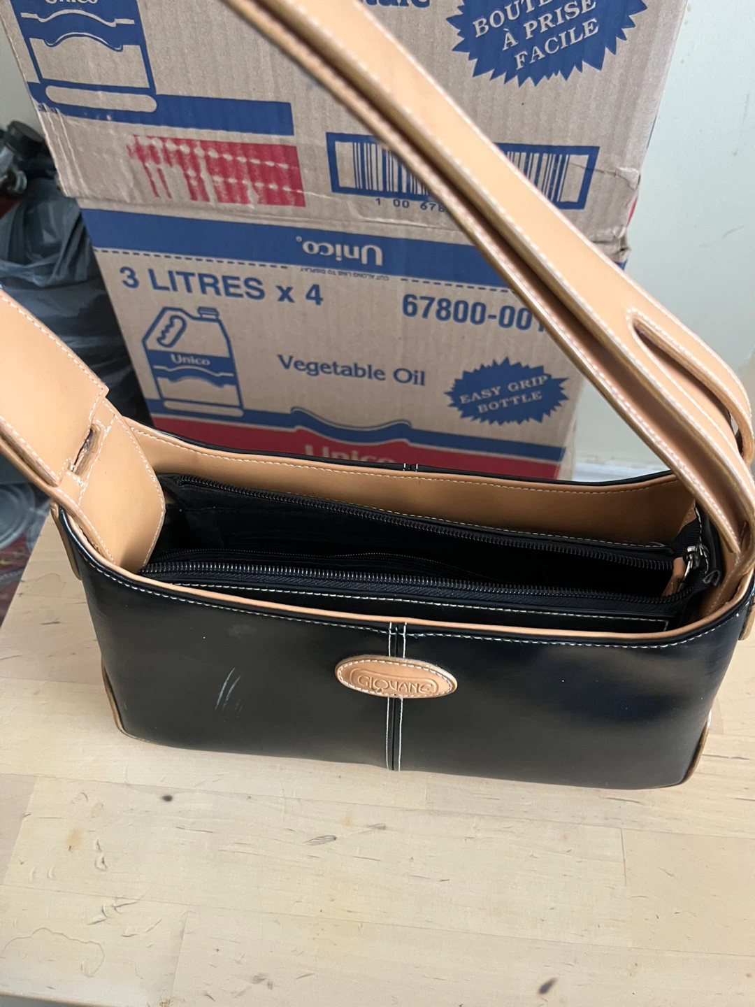Y2K GIOVANNI Black & Tan Shoulder Bag - photo 3