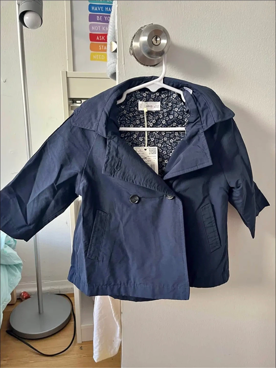 New with labels- Toddler girl trench coat 18-24mo - photo 2