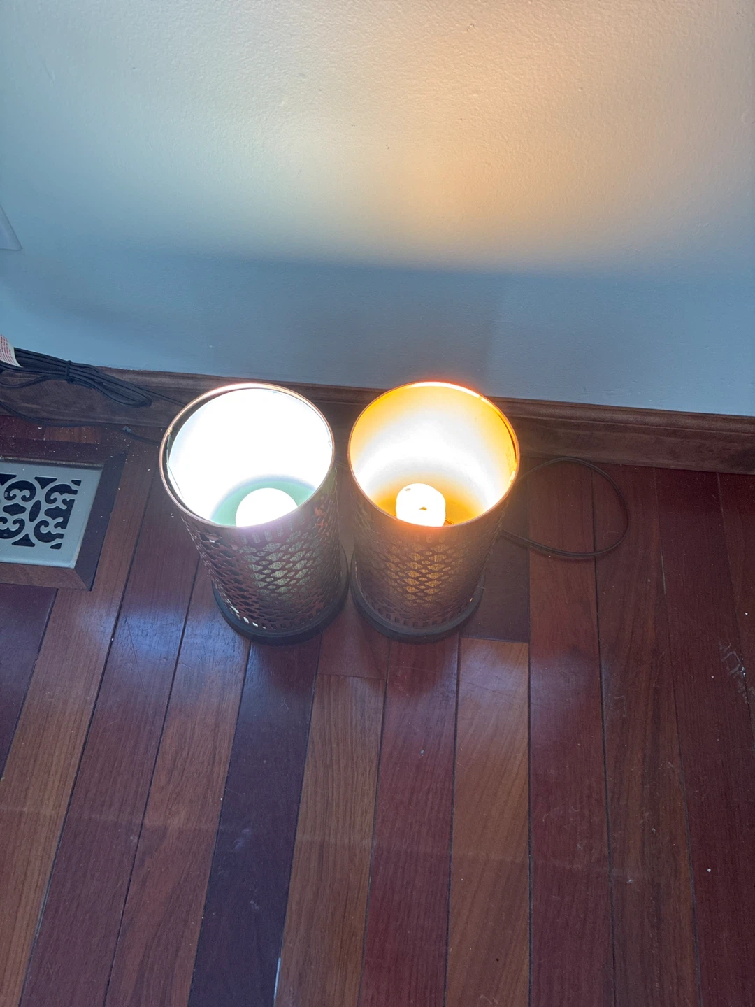 Pair of Copper Finish Metal Cylinder Lamps - photo 2