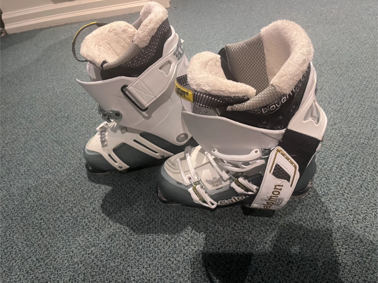 Salomon Ski Boots Size 26.5