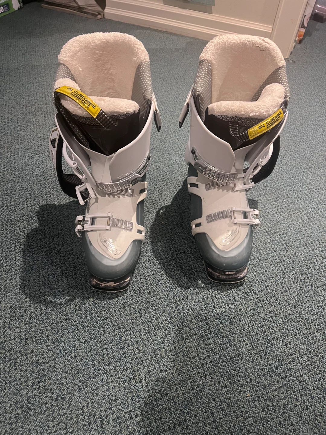 Salomon Ski Boots Size 26.5 - photo 3
