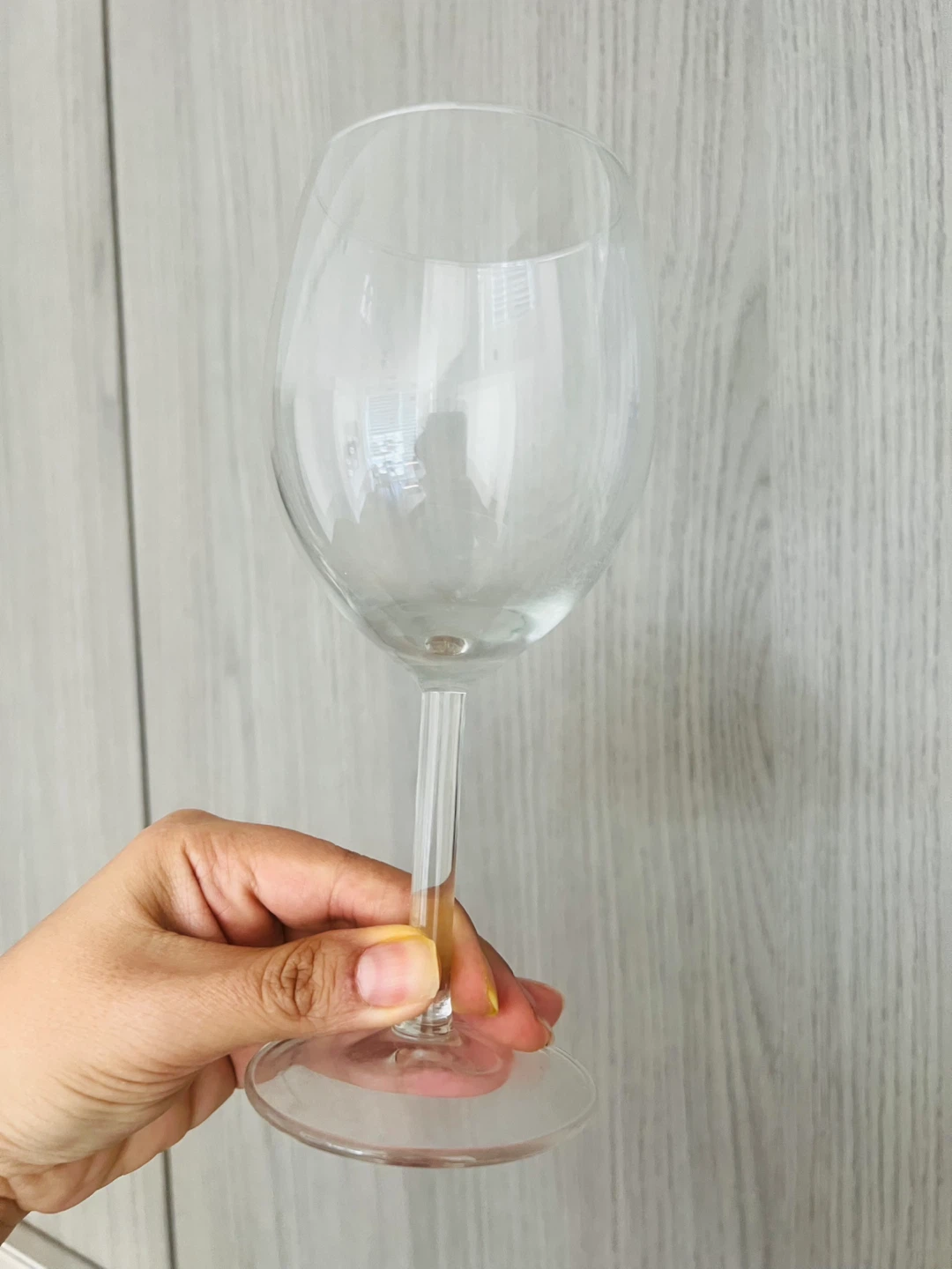 Set of 6 Clear Wine Glasses