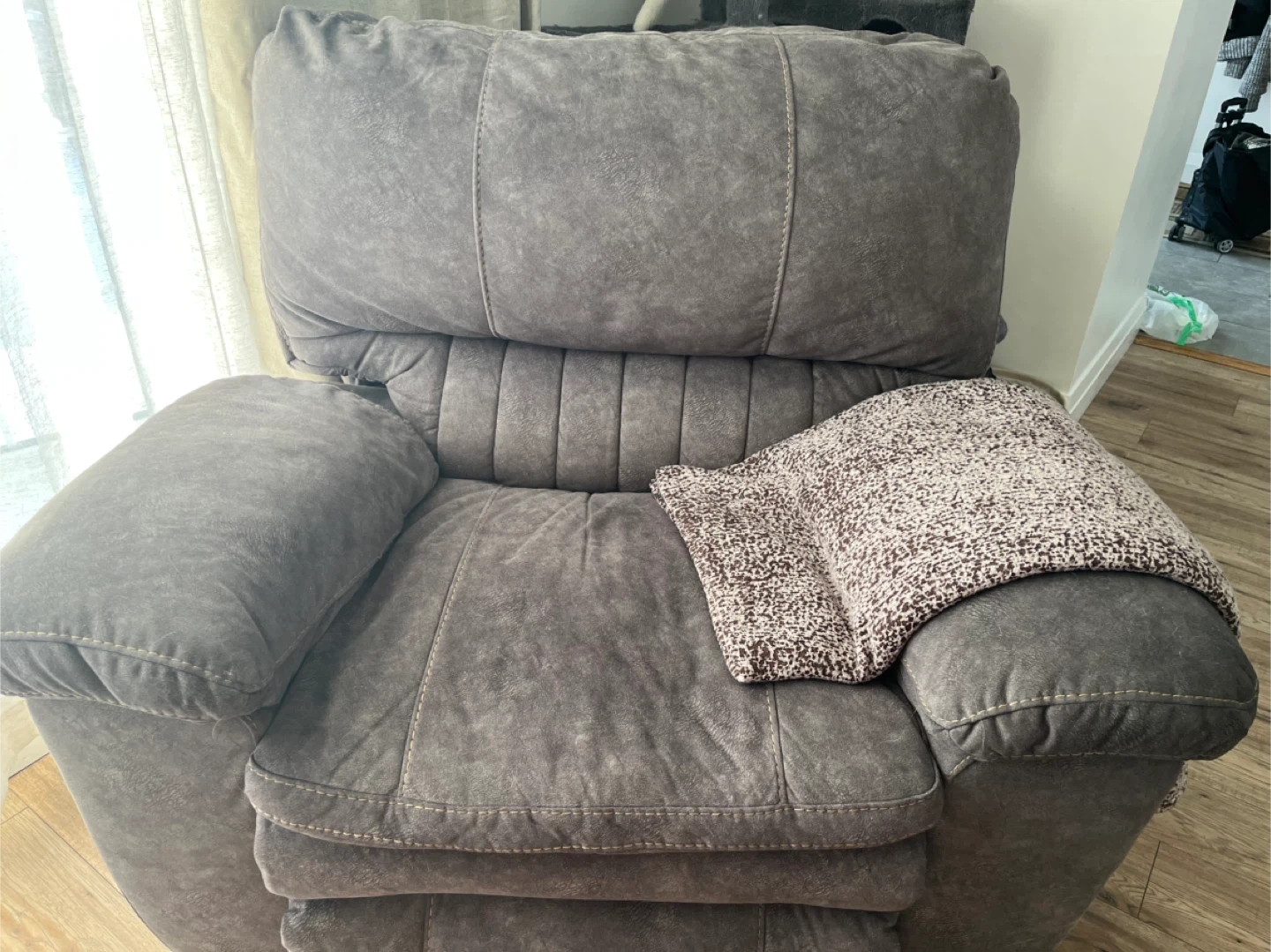 Grey Reclining Sofa - photo 3