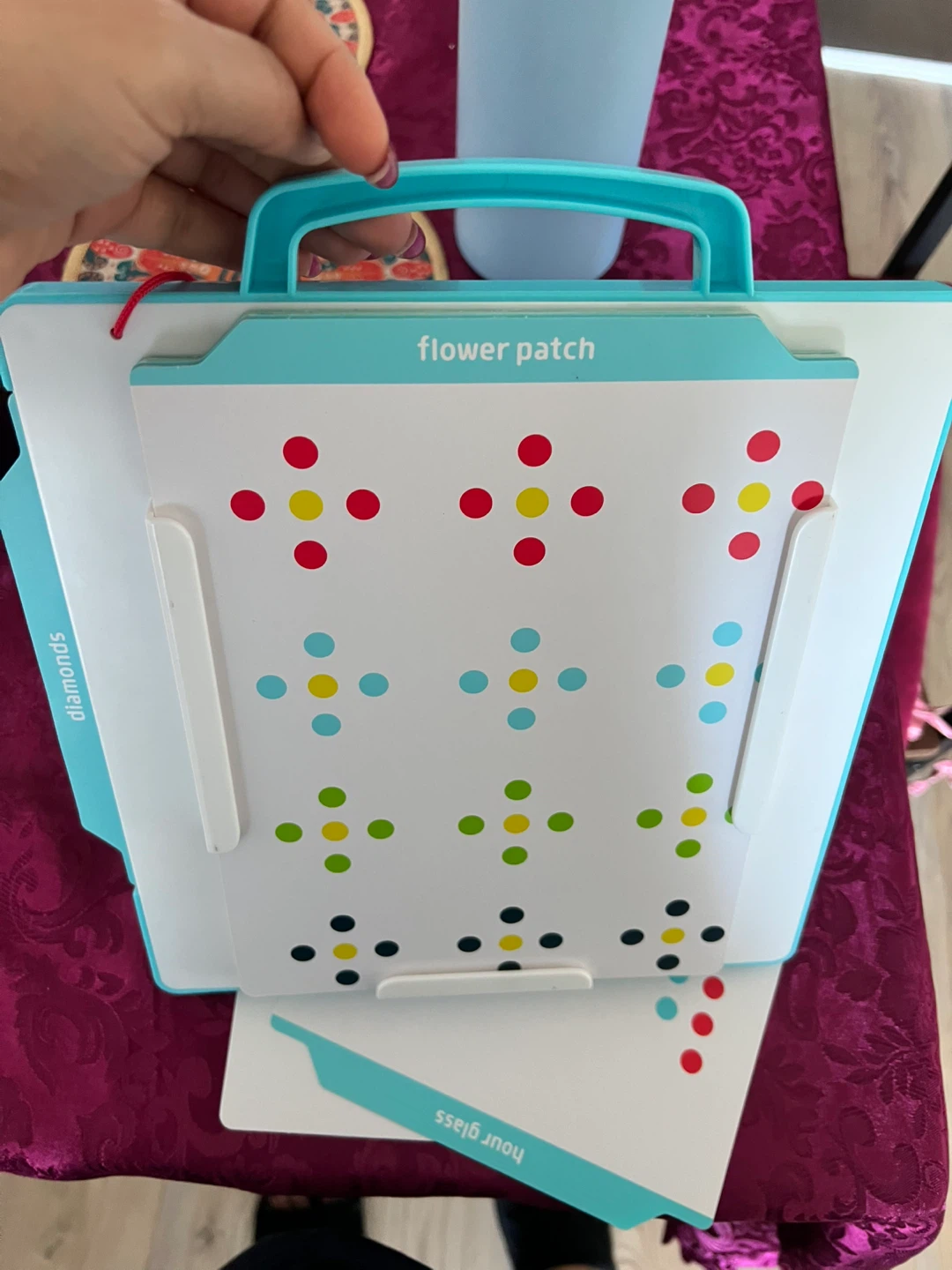 Chuckle & Roar Magnetic Dot Art Toy