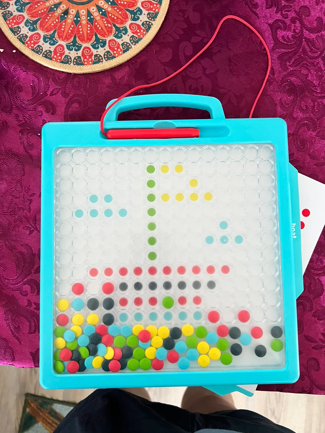 Chuckle & Roar Magnetic Dot Art Toy - photo 2