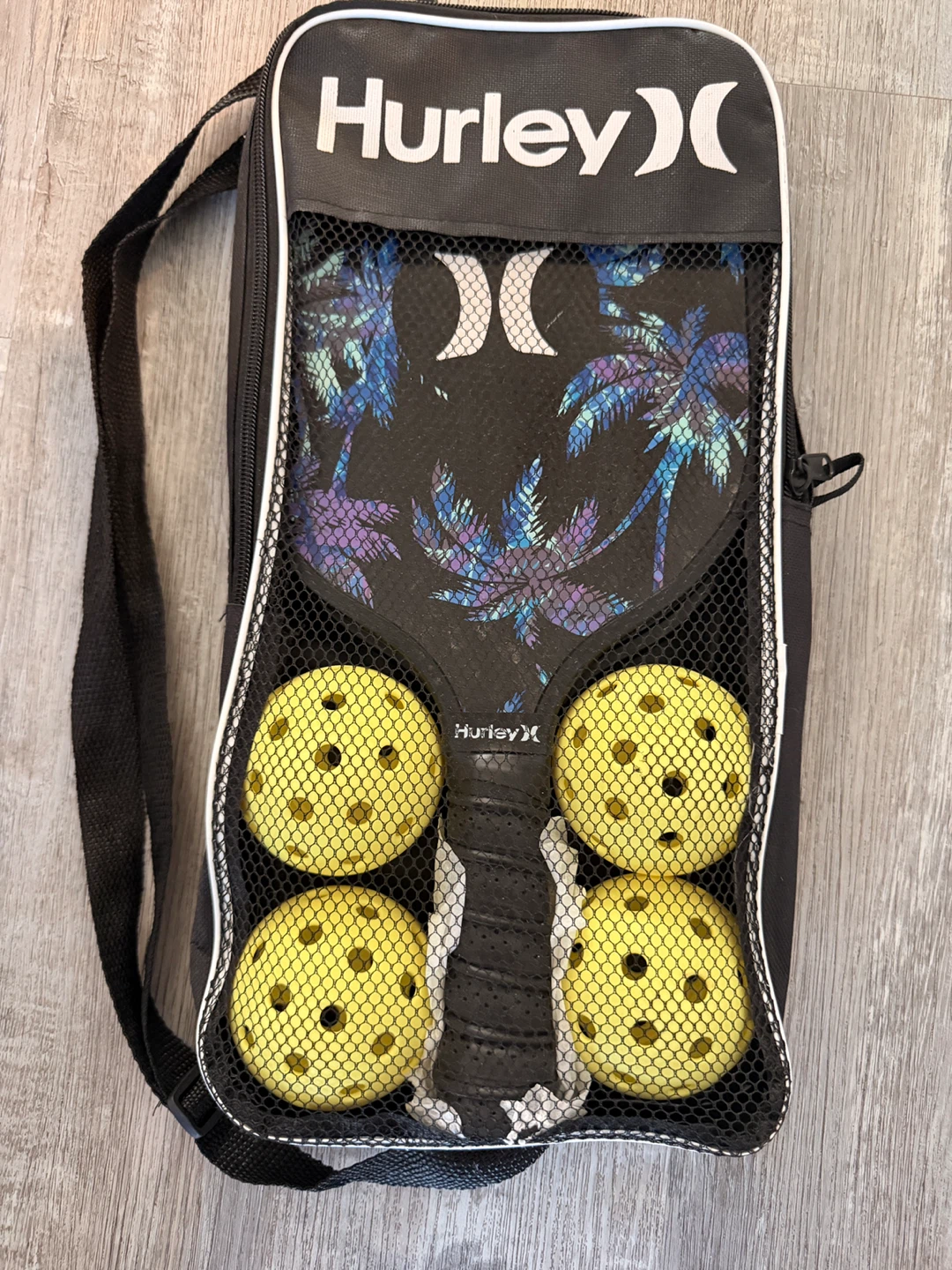 Hurley Pickleball Paddle and Balls Set