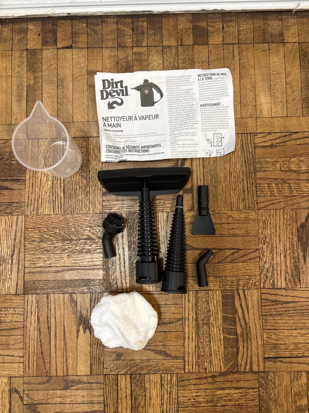 Dirt Devil Handheld Steam Cleaner - photo 2