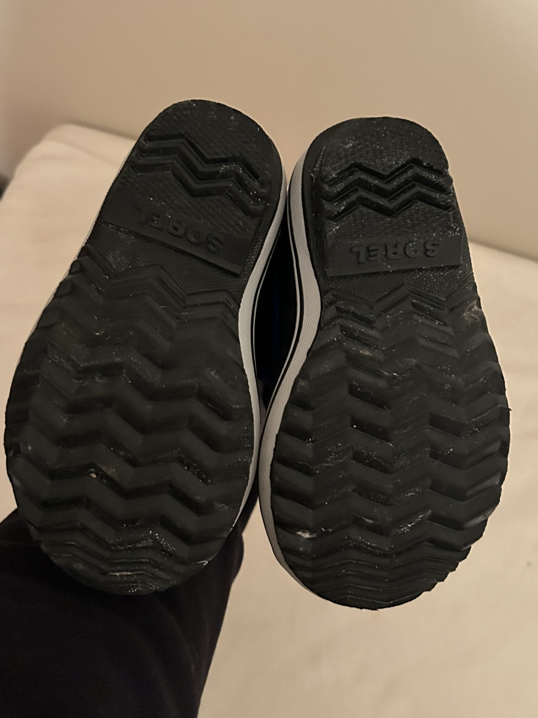 Sorel Children's Snow Boots - Size 8 - photo 3