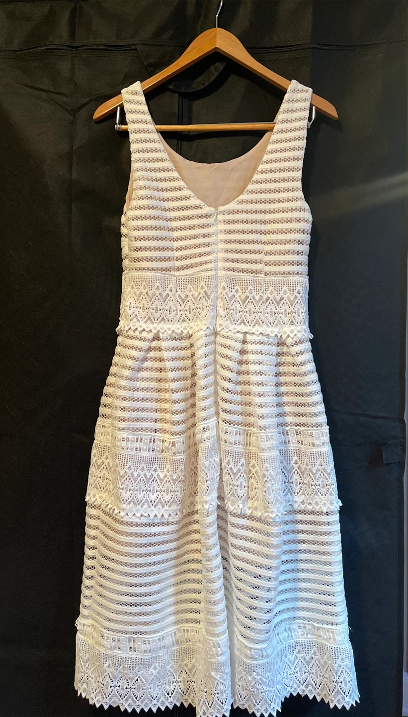 GIANNI BINI White Lace Sheath Dress Size S