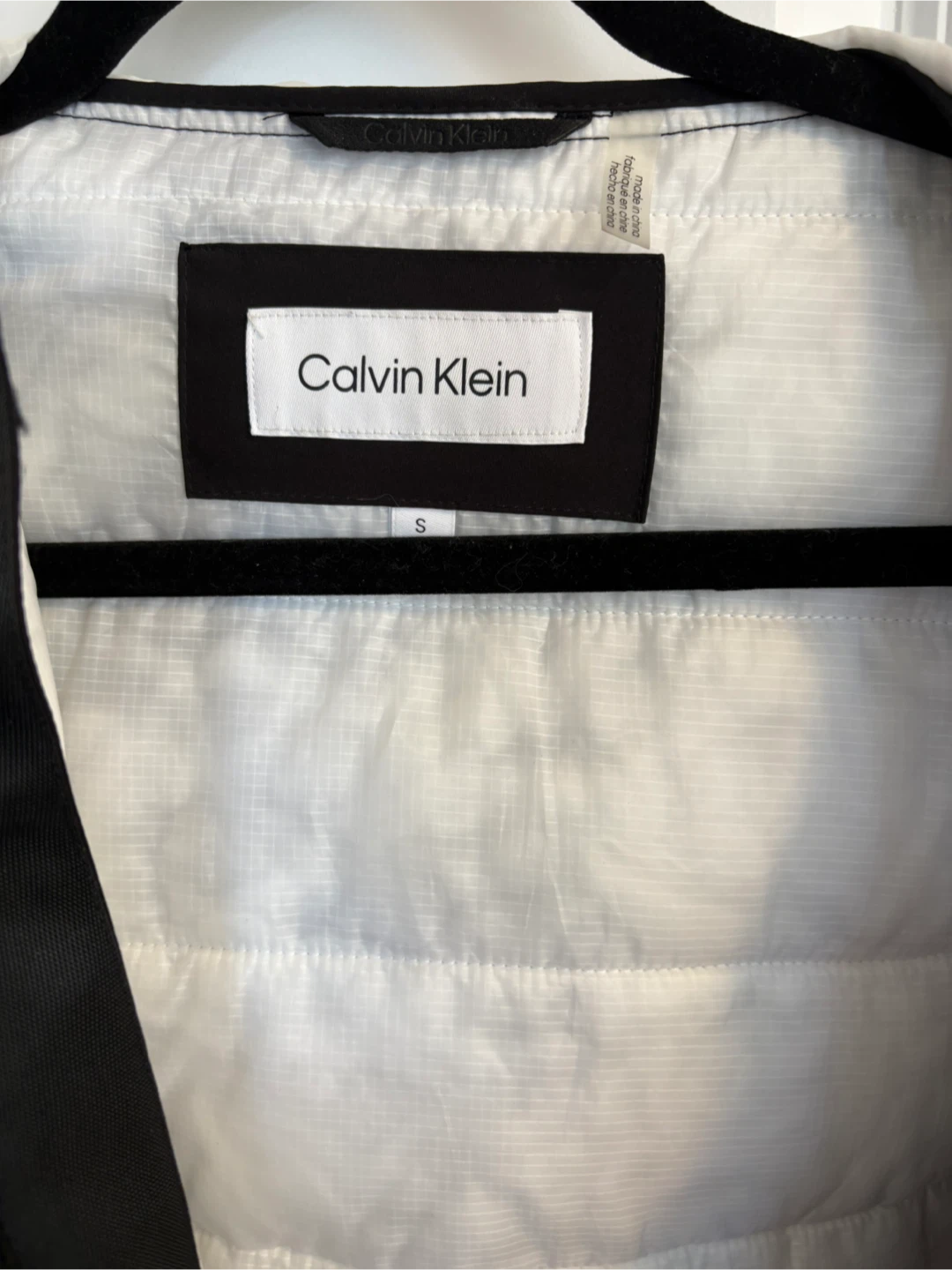 Calvin Klein Puffer Jackt Size S $30 - photo 4