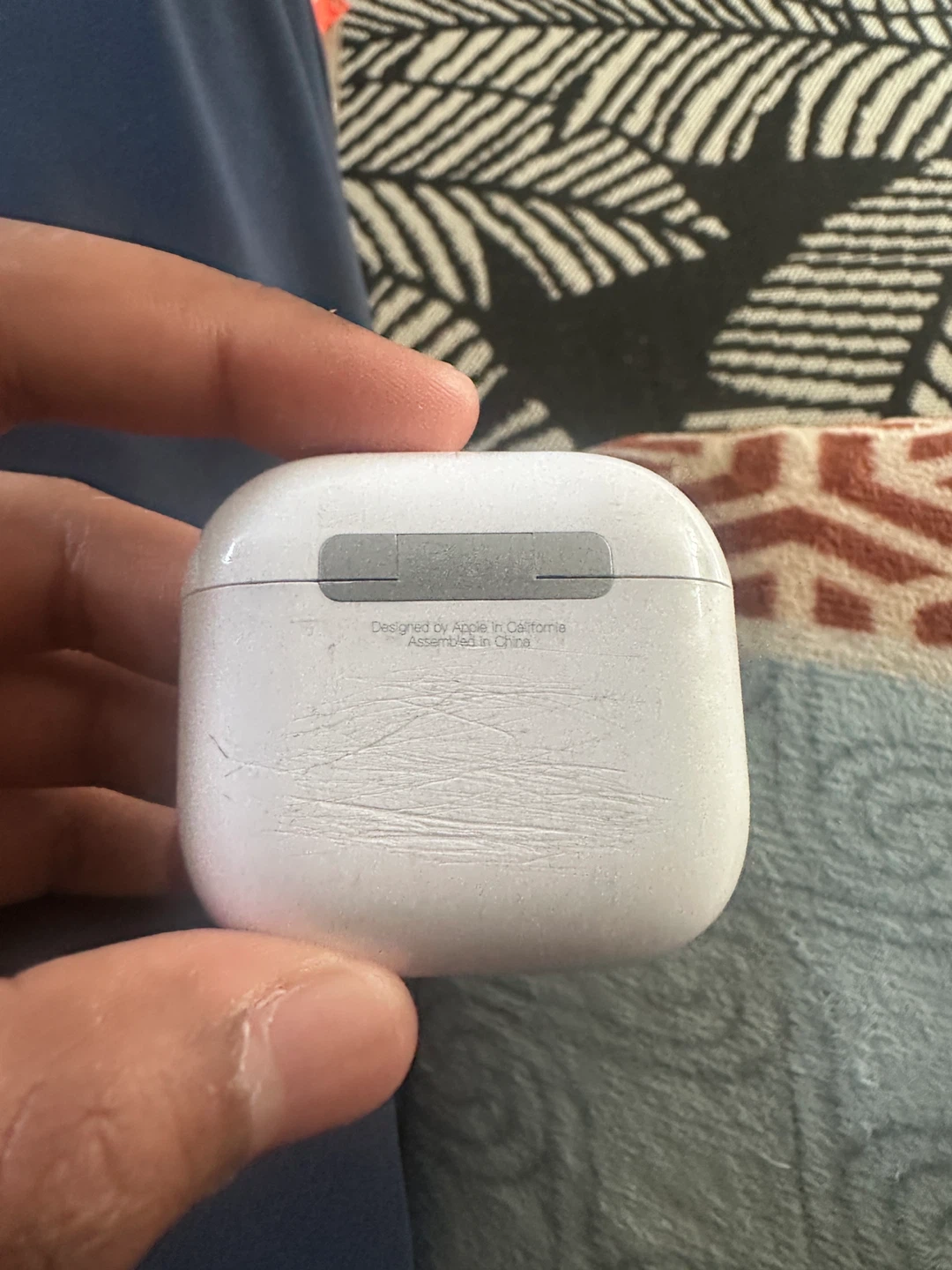 Apple AirPods 4 with Locking Case ANC - photo 4
