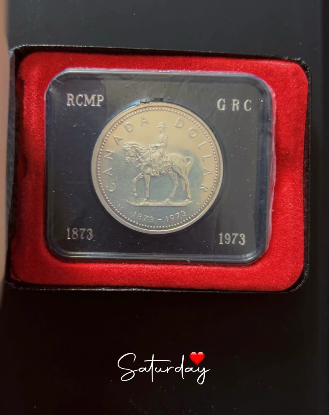 1973 RCMP Canada silver Dollar Coin - photo 2