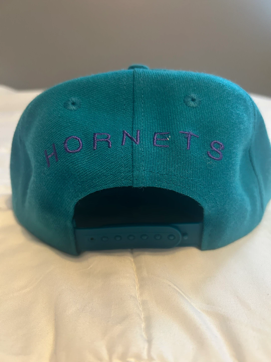 Vintage 90s Charlotte Hornets NBA Snapback Hat, G.C.C. - photo 2