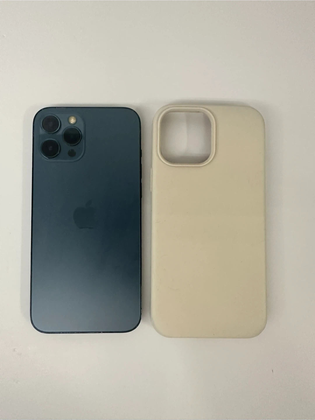 Apple iPhone 12 Pro Max Pacific Blue 128gb Dual Sim 80 % Battery
