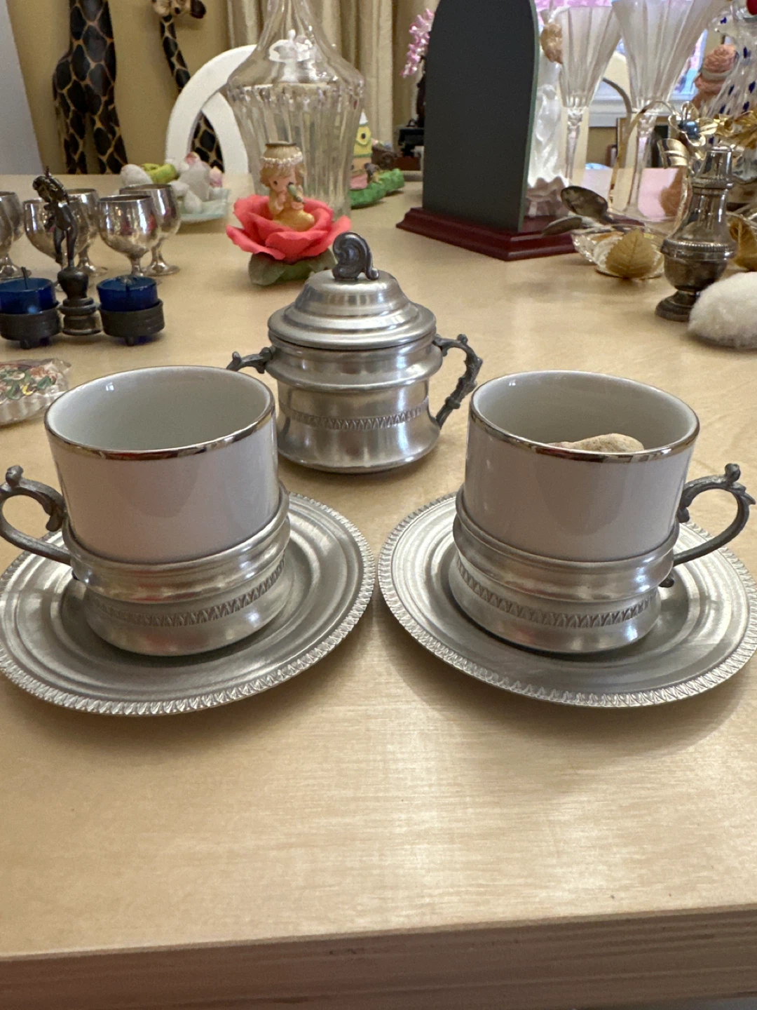Peltro 95% Coffee Cups and Saucers with Sugar Bowl