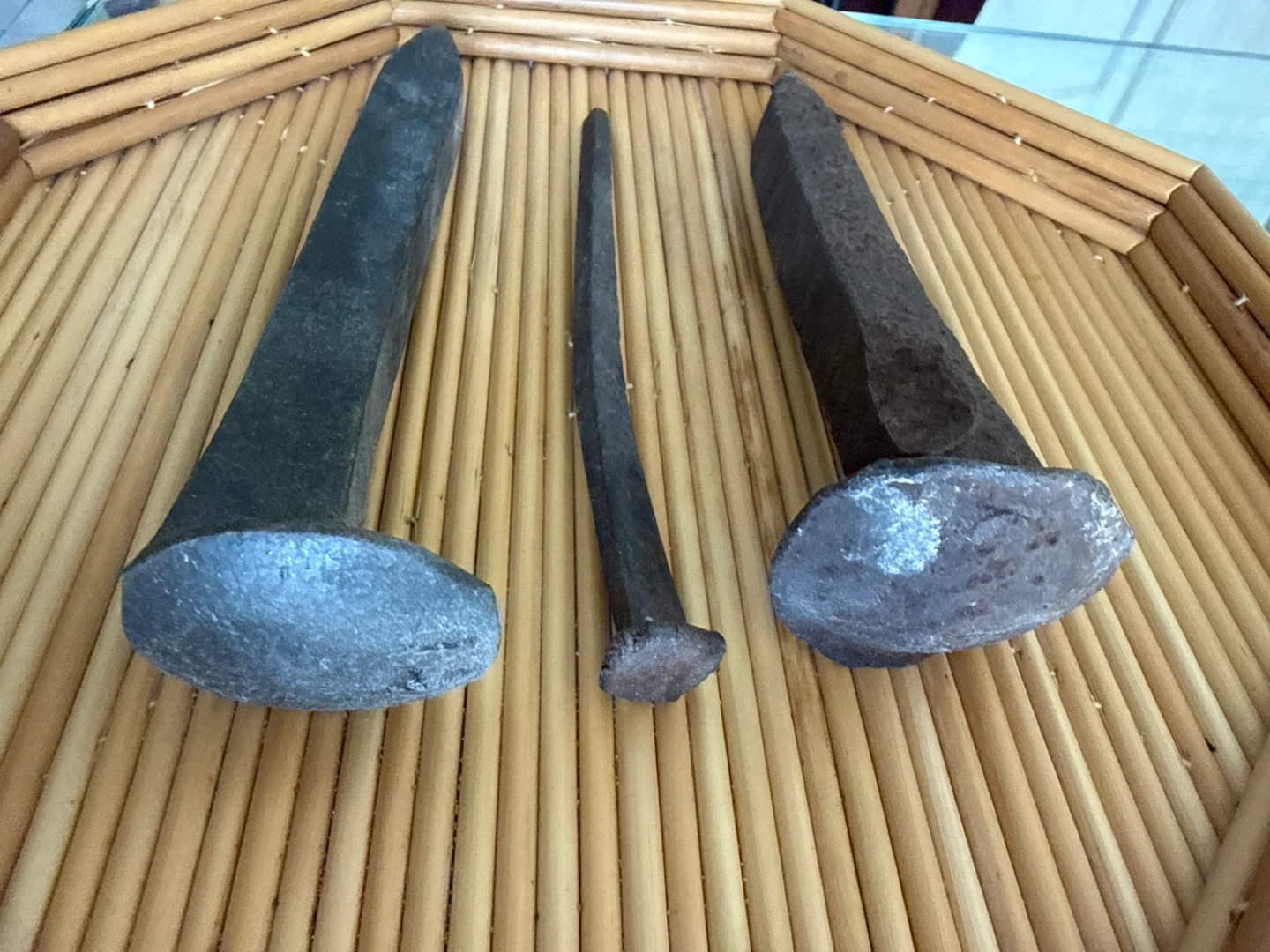 Set of 2 Vintage Railroad Spikes and handmade nail - photo 2