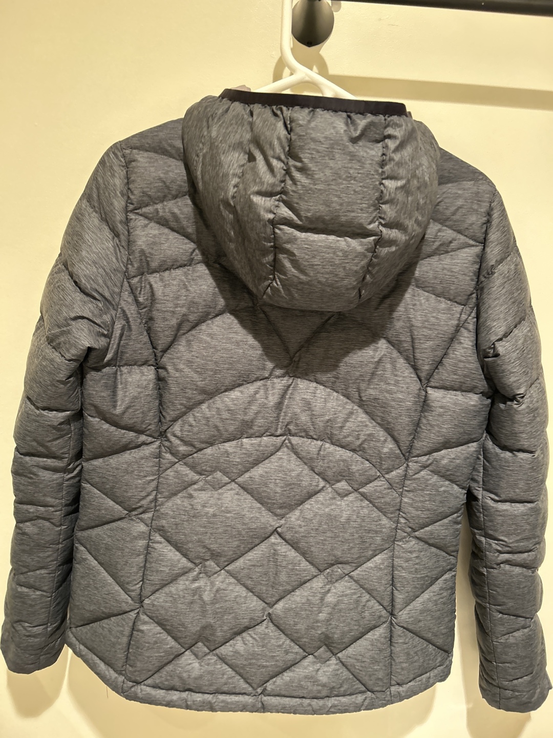 Columbia Puffer Jacket - Women's Medium - photo 2