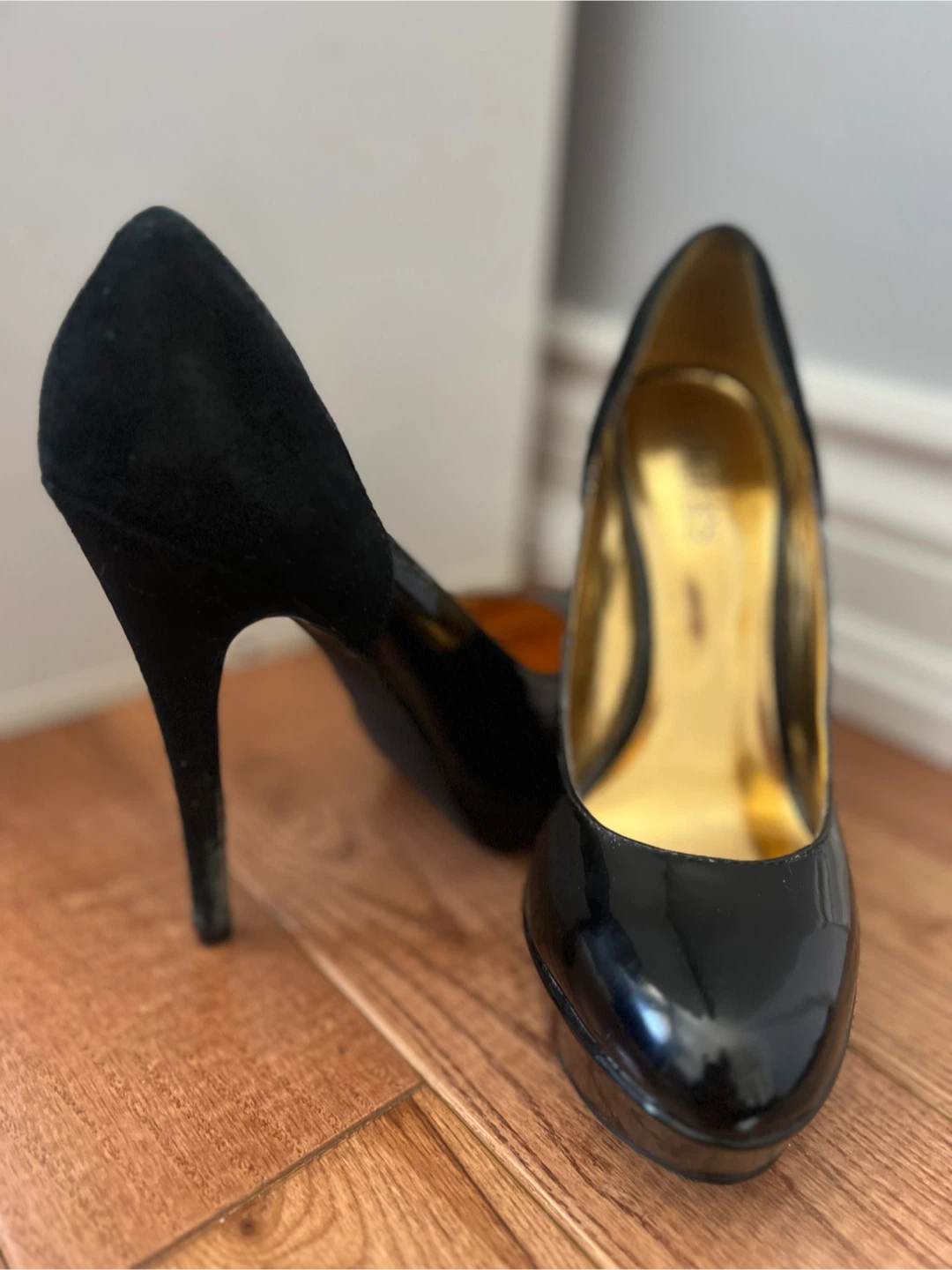 Charles by Charles David Black Suede & Patent Leather Heels - photo 2