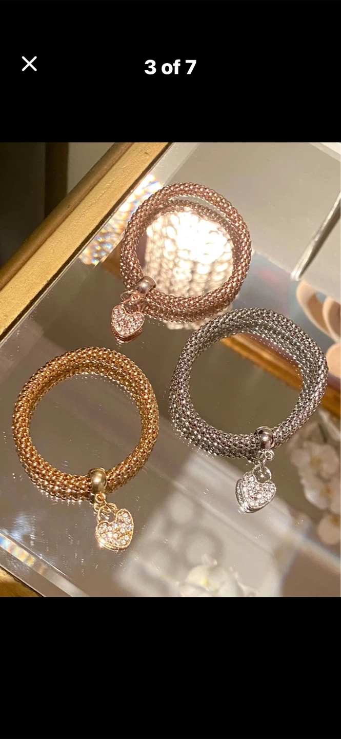 💖Set of 3-Toned Metallic Heart Charm Bracelets - photo 3