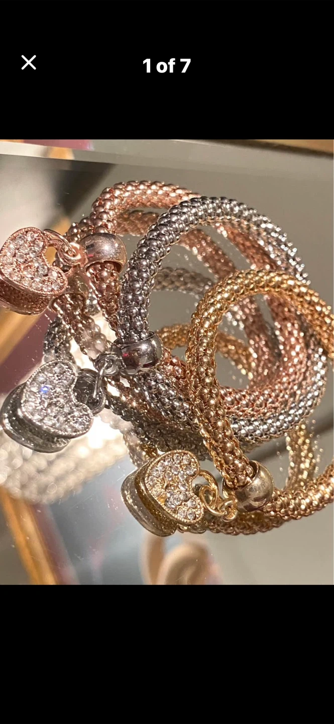 💖Set of 3-Toned Metallic Heart Charm Bracelets