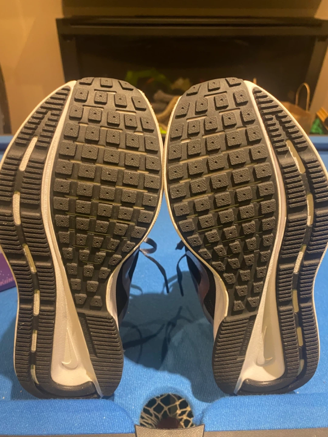 Nike Running Shoes - US Size 7 - photo 3