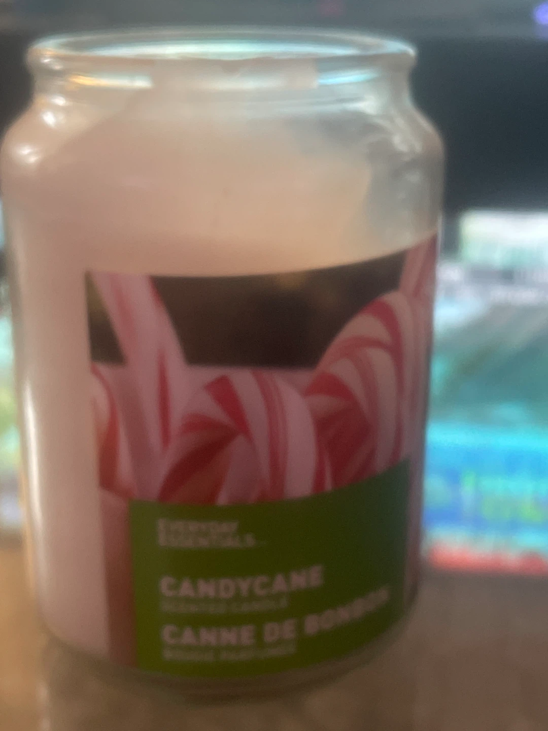 Everyday Essentials Candycane Scented Candle 🏆
