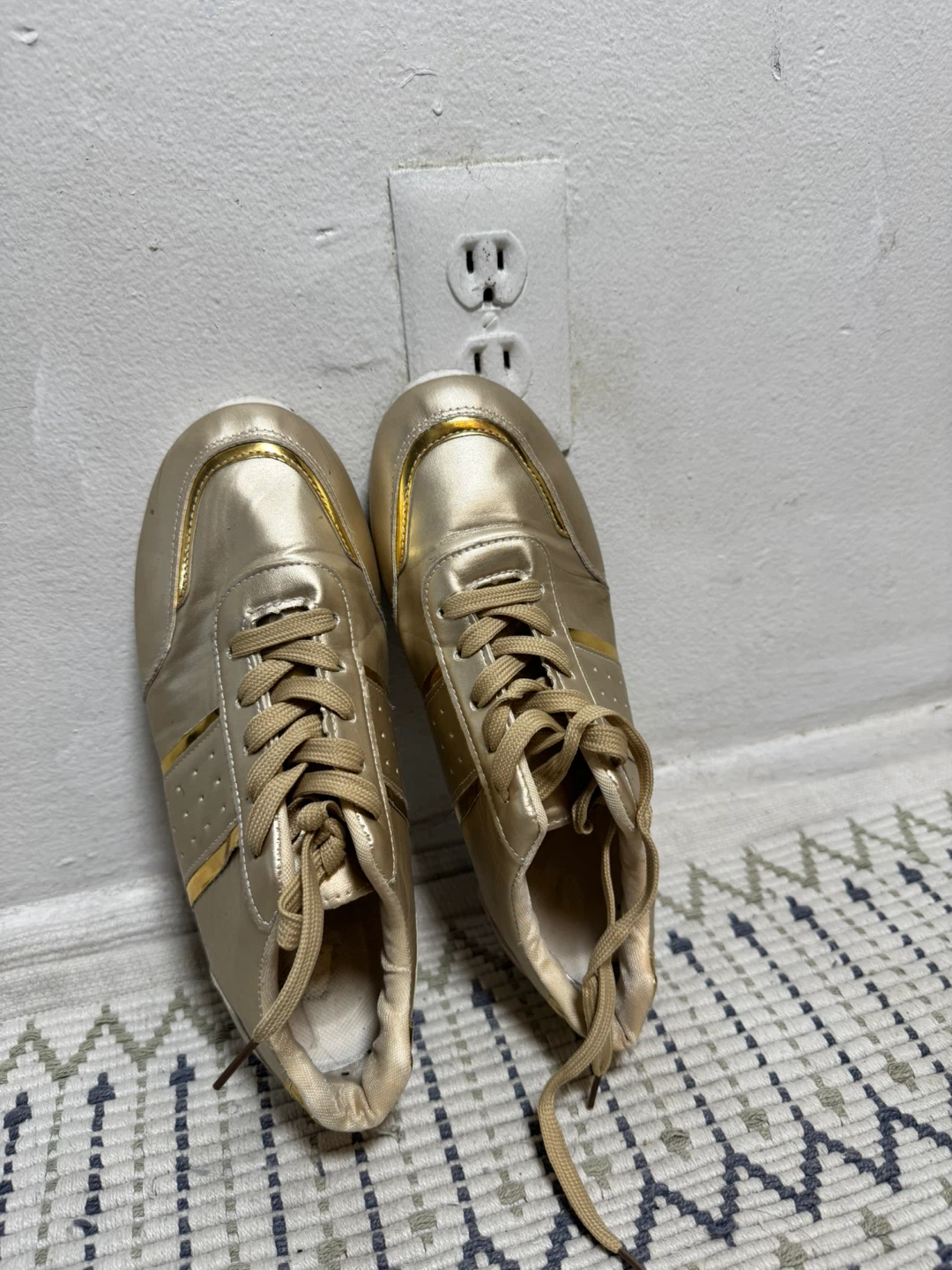 Gold Sneakers - photo 3