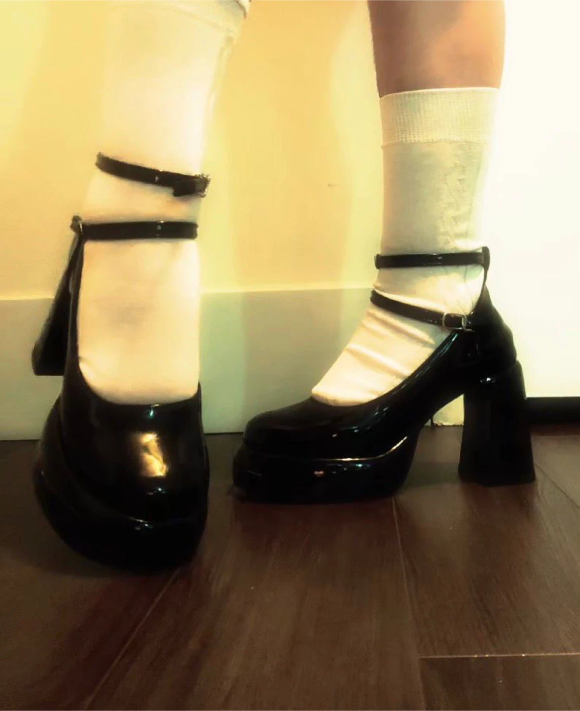 Black Patent Mary Jane Platform Heels Size 36 - photo 3